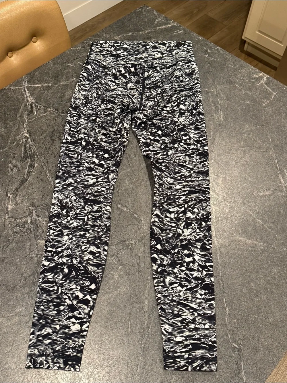 Lululemon Wunder Under ‘liquid platinum’ high rise full length leggings size 6